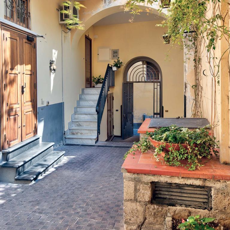 Cuore Di Sorrento Suites Kültér fotó